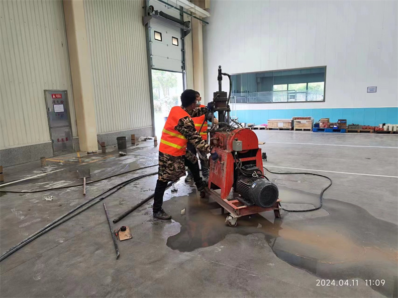 舟曲厂房地面下沉塌陷注浆加固施工